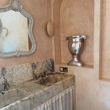 The Beaux Urn