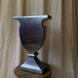 The Beaux Urn, Petite