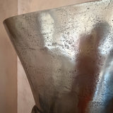 The Beaux Urn, Grande