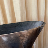 The Beaux Urn, Grande