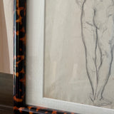 The Nude, Une