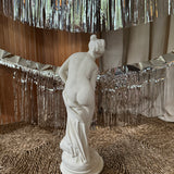 The Figurine Une